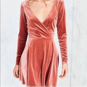 NWT Urban Outfitters Kimchi Blue Velvet Babydoll Dress Burnt Orange Size Medium